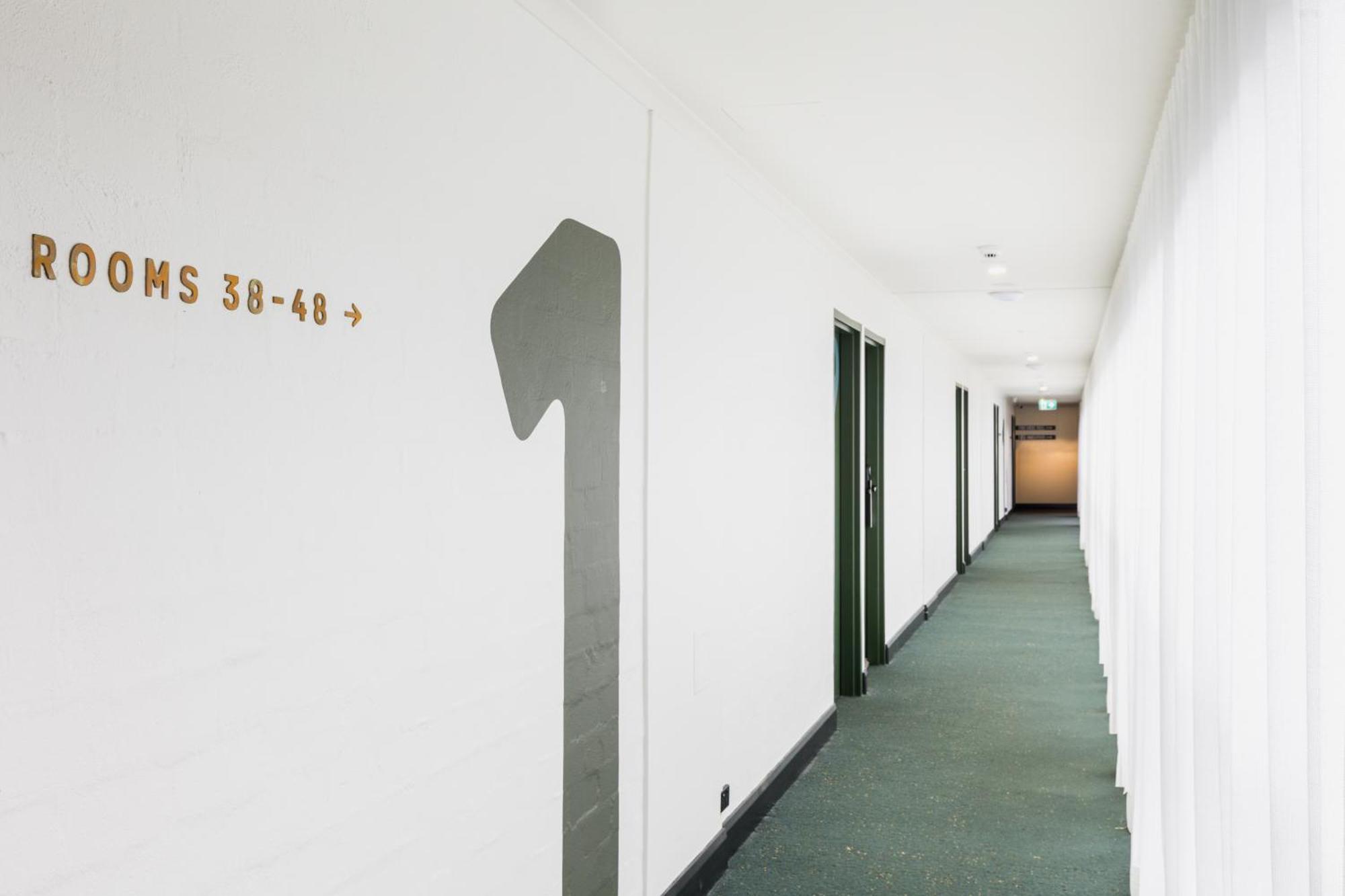 Statesman Hotel Canberra Exterior foto